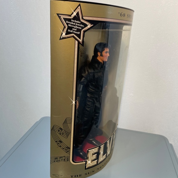 ELVIS 68 SPECIAL Vintage 1993 Commemorative Collection by Hasbro - Picture 3 of 8